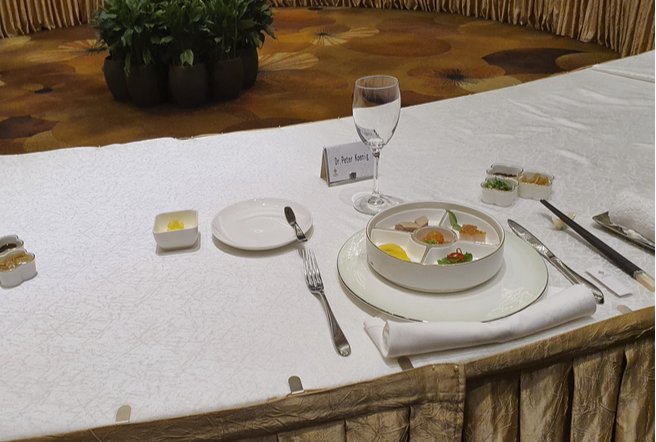 vor dem Mittagessen in Nanjing