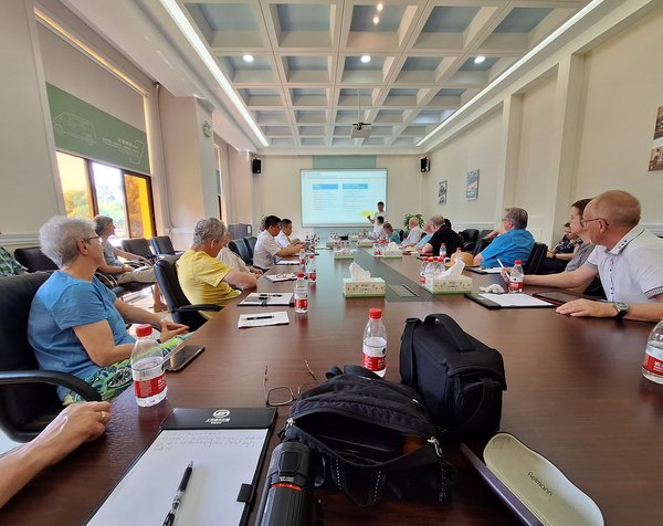 Diskussion bei Wuling über die Zukunft des Stadtverkehrs