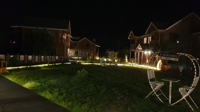 Hotelanlage Nachts