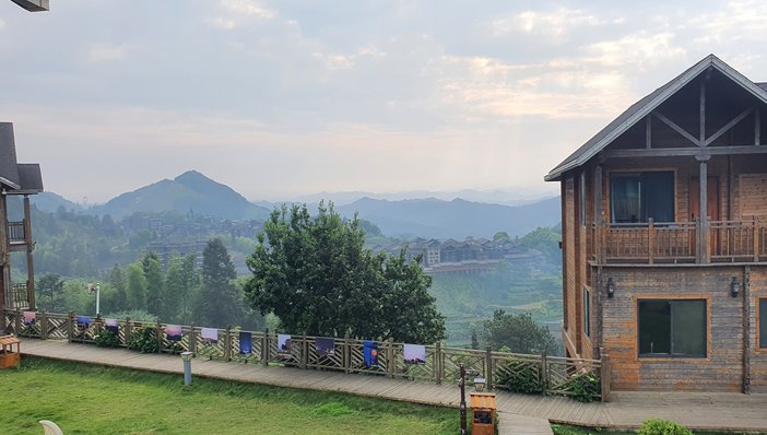 Blick in die Hotelanlage aus