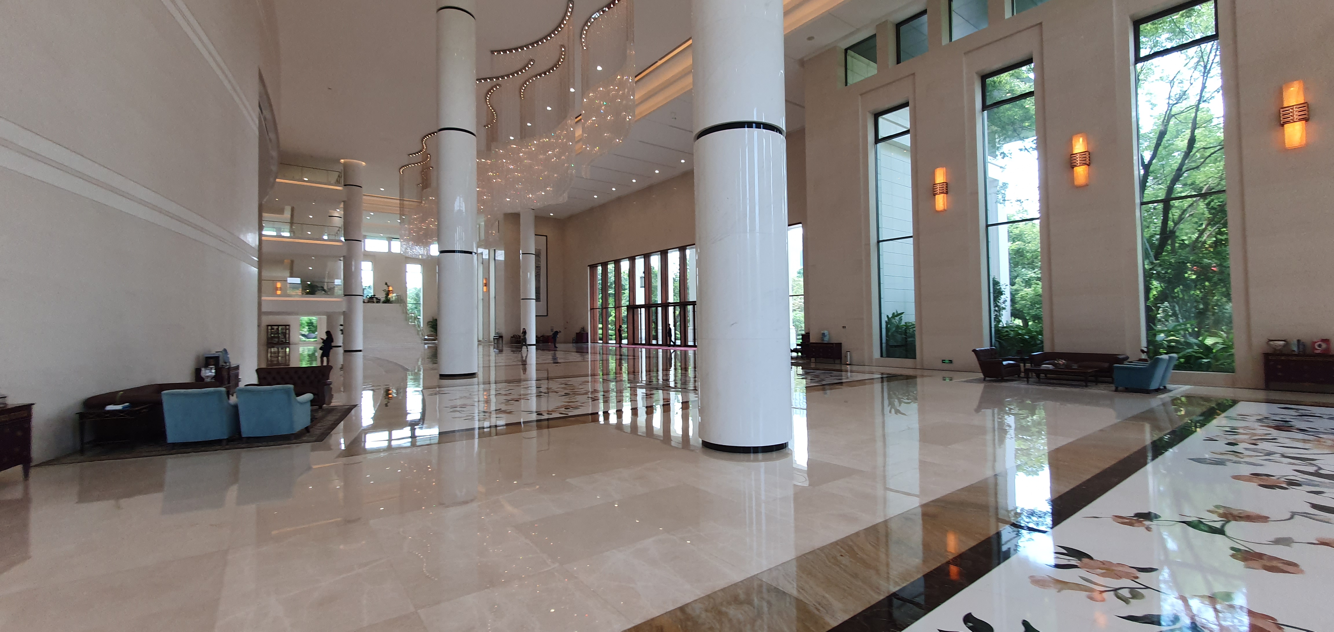 Besuch bei Huawei - Eingangsbereich