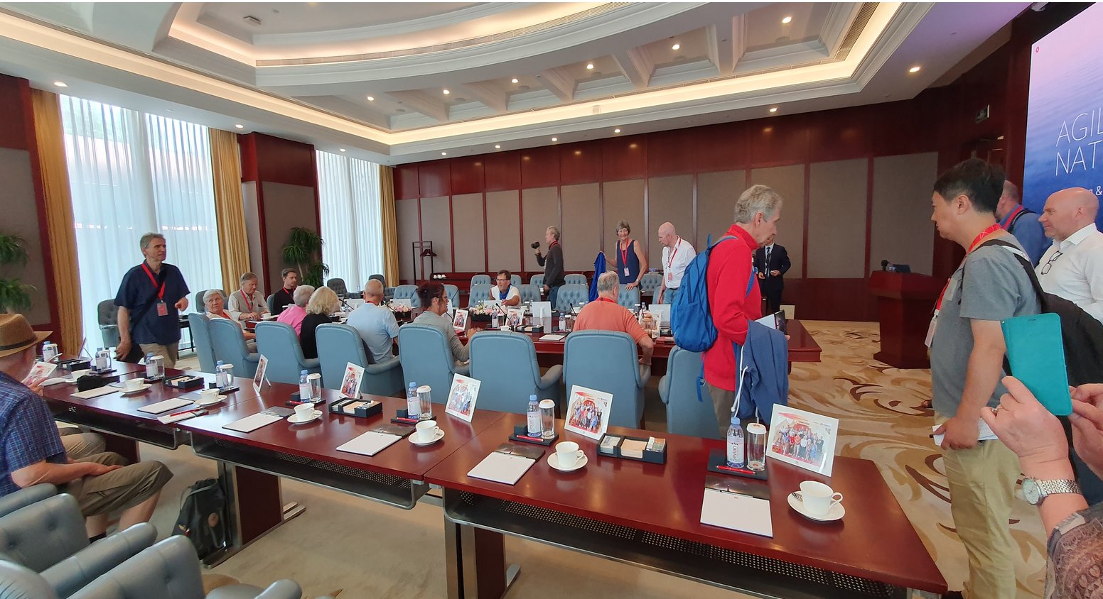 Besuch bei Huawei - Aufgang zum Vortragssaal